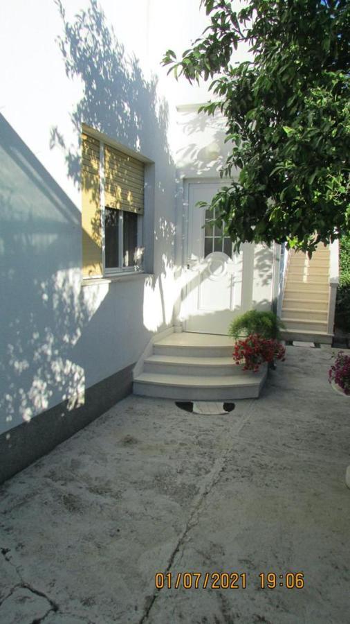 Apartment Tomy تروغير المظهر الخارجي الصورة