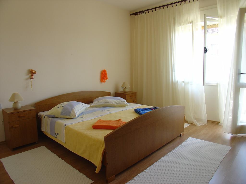 Apartment Tomy تروغير الغرفة الصورة